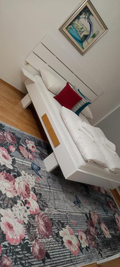 Villa Monera Apartments & Rooms & Free Garage Mostar Luaran gambar